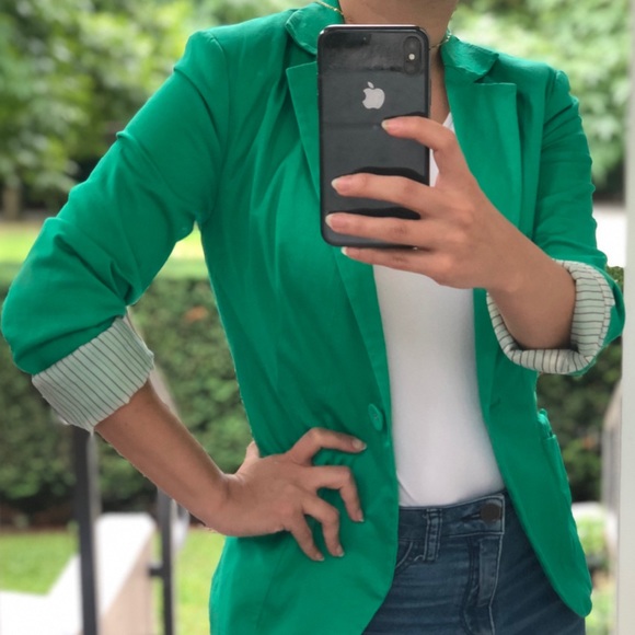 Classy Green blazer - Picture 5 of 12